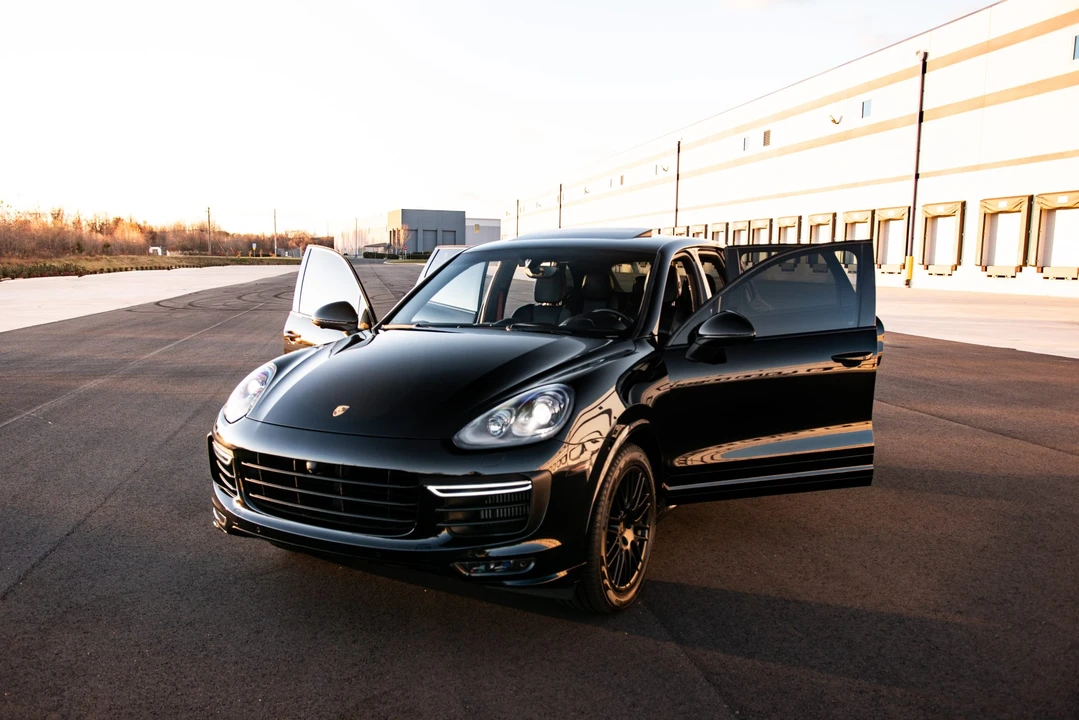 2018 Porsche 958 Cayenne GTS - Image 18 of 31