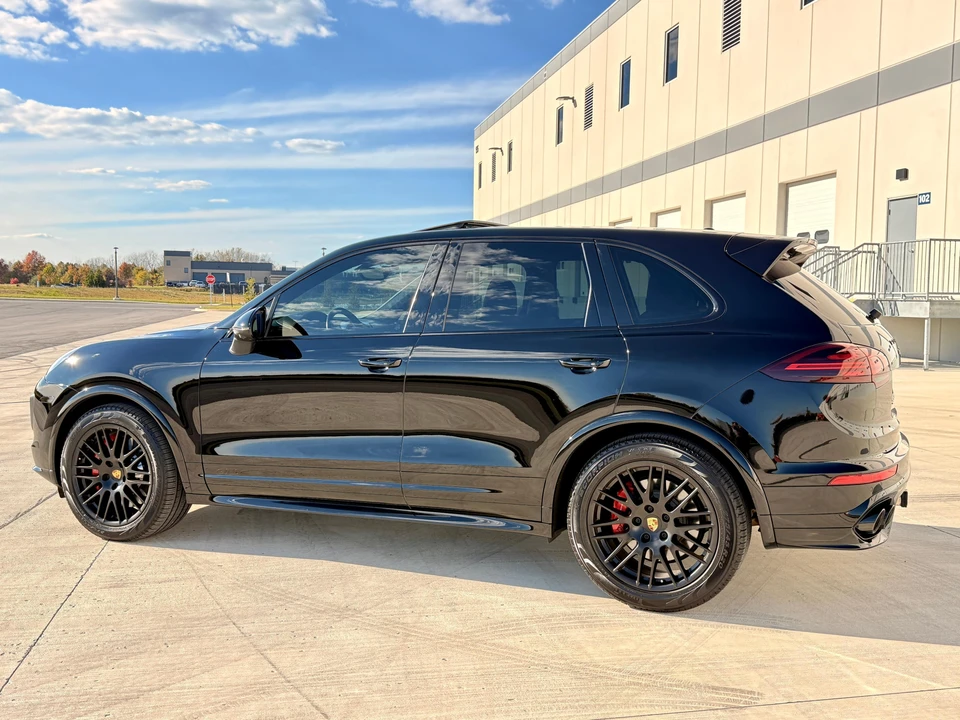2018 Porsche 958 Cayenne GTS - Image 18 of 31