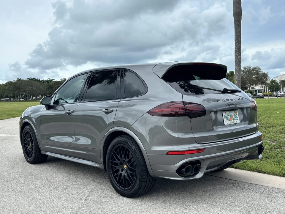 2018 Porsche 958 Cayenne GTS - Image 8 of 31