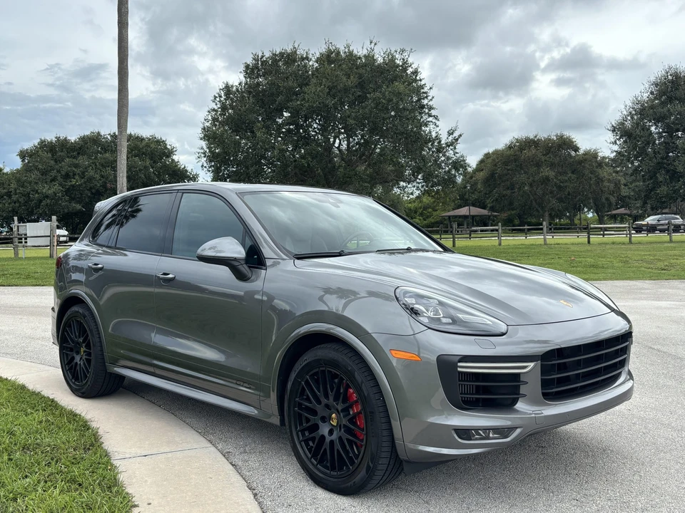 2018 Porsche 958 Cayenne GTS - Image 10 of 31