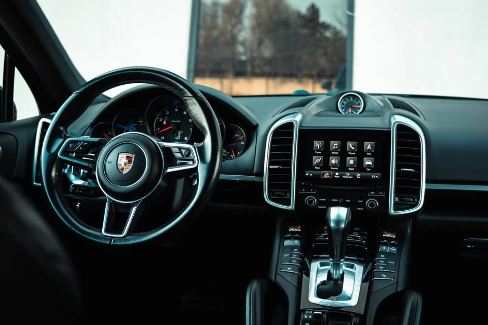 2018 Porsche 958 Cayenne - Image 7 of 15