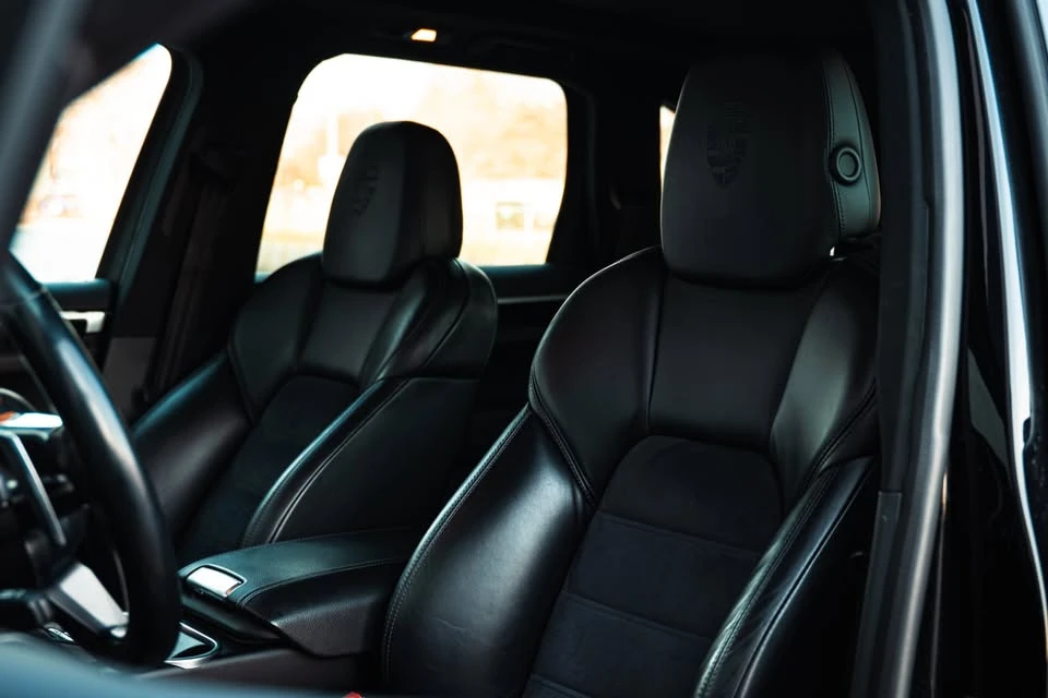 2018 Porsche 958 Cayenne - Image 15 of 15
