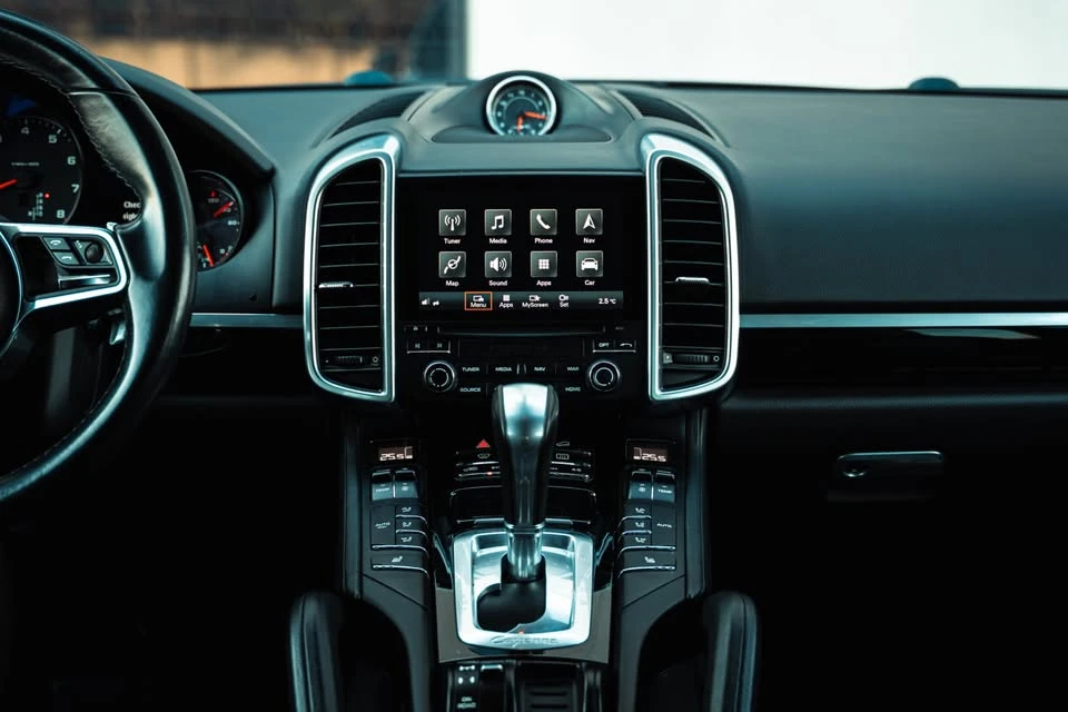 2018 Porsche 958 Cayenne - Image 12 of 15