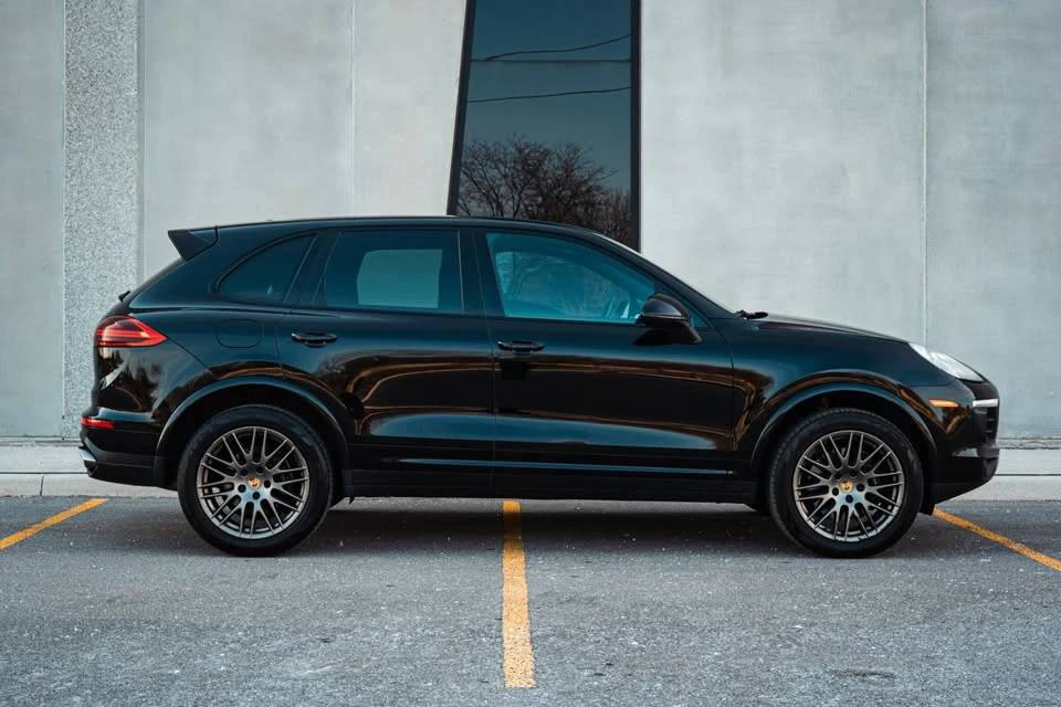 2018 Porsche 958 Cayenne - Image 4 of 15