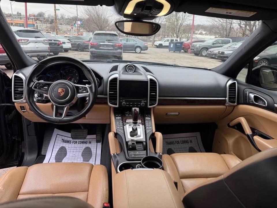 2018 Porsche 958 Cayenne - Image 13 of 17