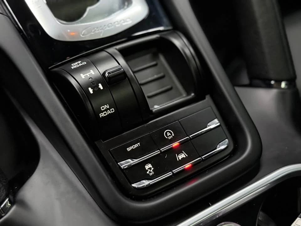 2018 Porsche 958 Cayenne - Image 12 of 19