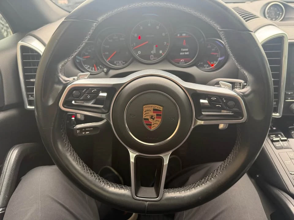 2018 Porsche 958 Cayenne - Image 10 of 14