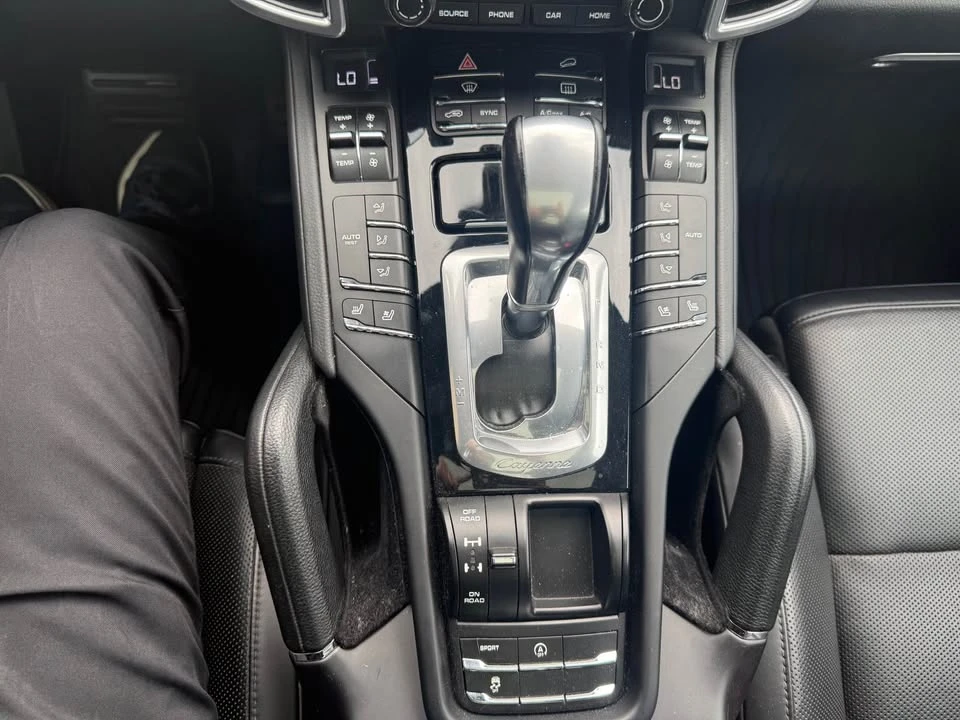 2018 Porsche 958 Cayenne - Image 13 of 14