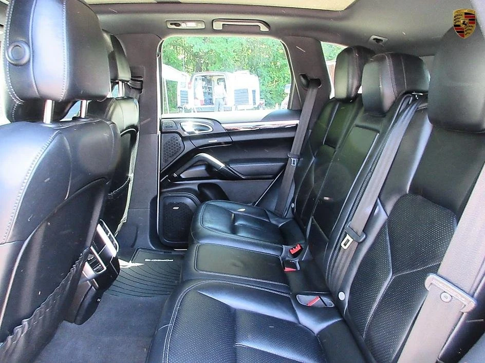 2018 Porsche 958 Cayenne - Image 18 of 20