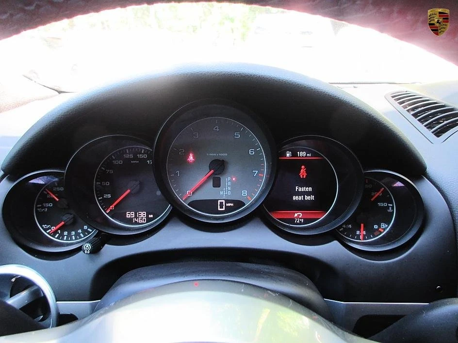 2018 Porsche 958 Cayenne - Image 10 of 20