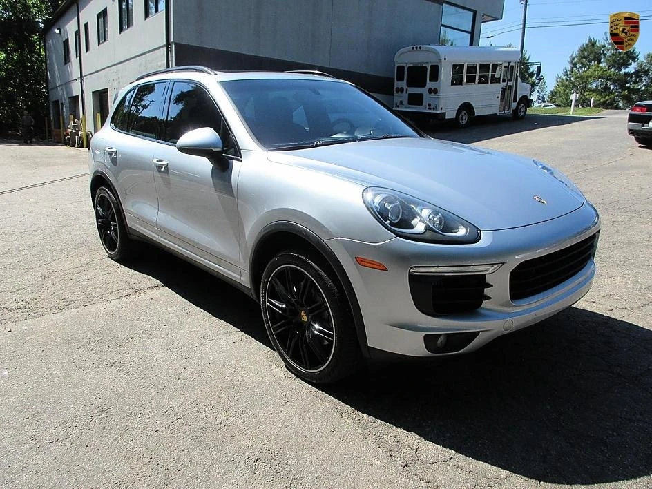 2018 Porsche 958 Cayenne - Image 7 of 20