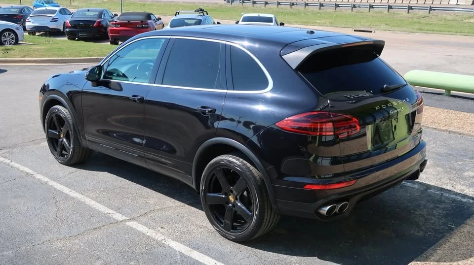 2018 Porsche 958 Cayenne - Image 12 of 20