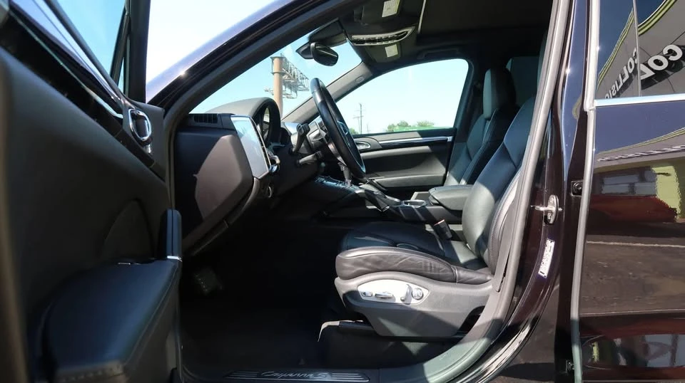2018 Porsche 958 Cayenne - Image 16 of 20