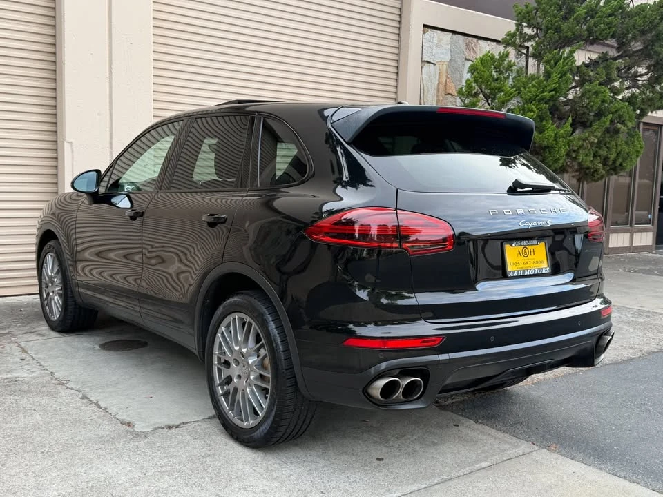 2018 Porsche 958 Cayenne - Image 2 of 20