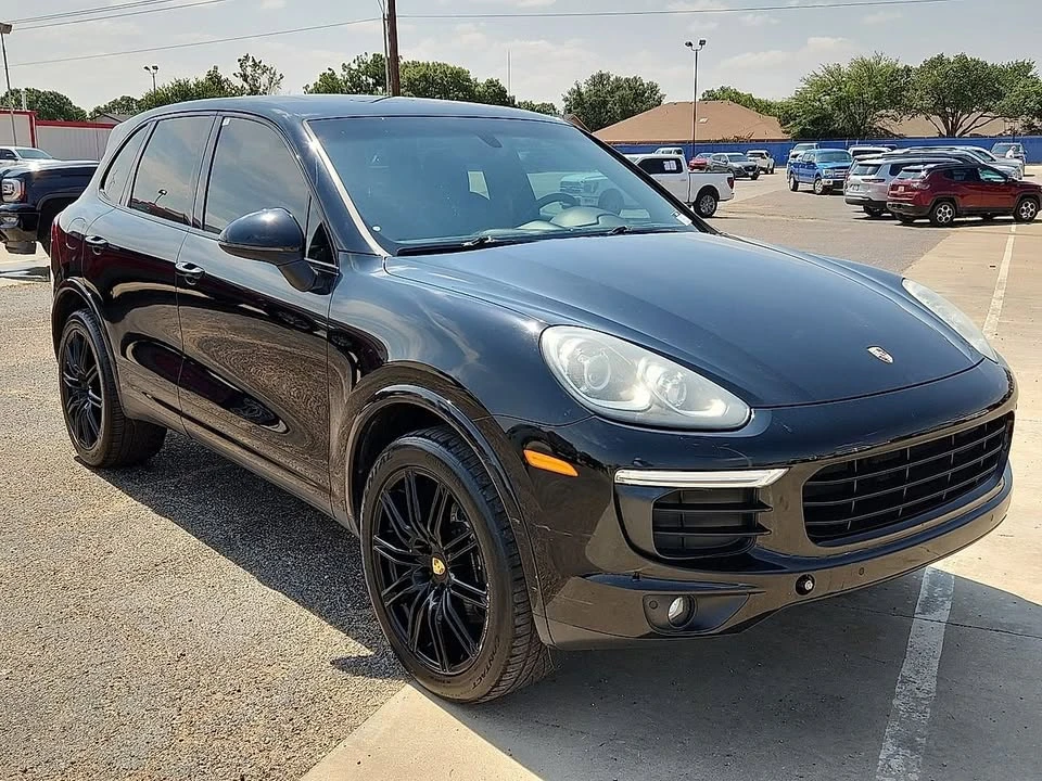 2018 Porsche 958 Cayenne - Image 4 of 12