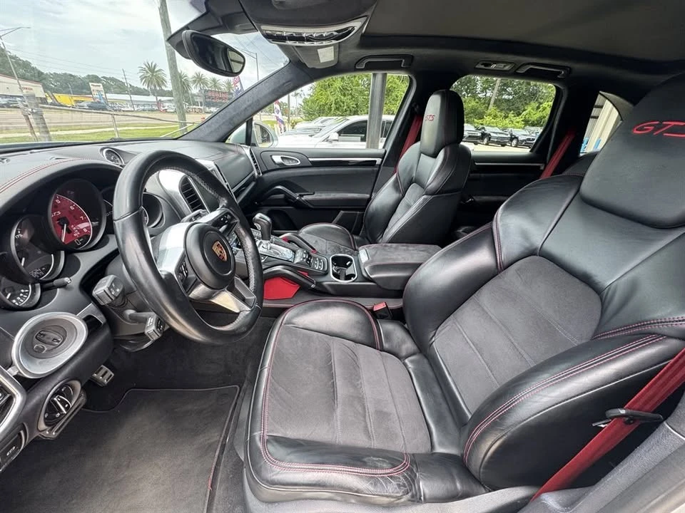 2018 Porsche 958 Cayenne - Image 12 of 14