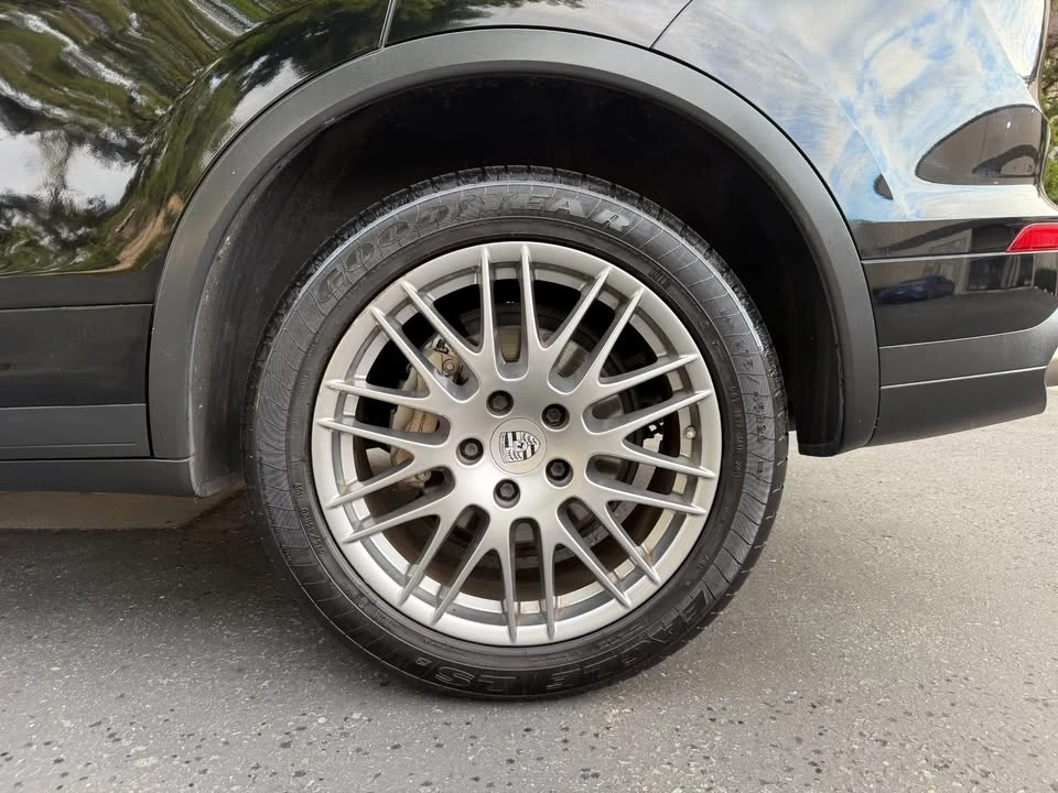 2018 Porsche 958 Cayenne - Image 7 of 20