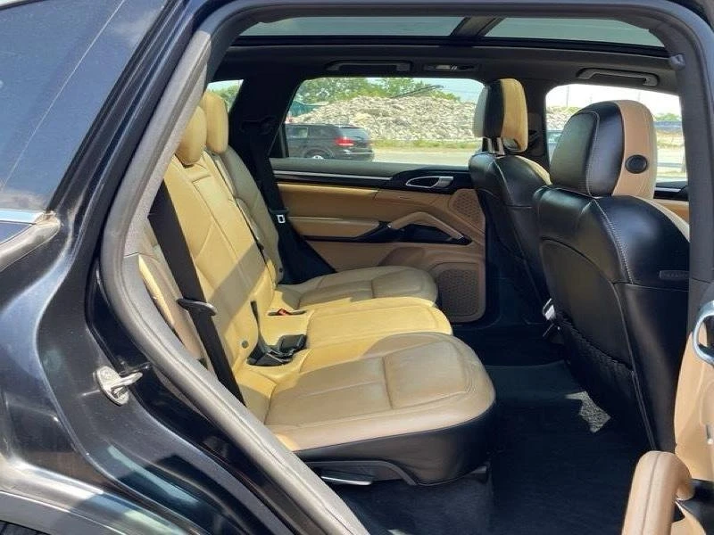 2018 Porsche 958 Cayenne - Image 7 of 9