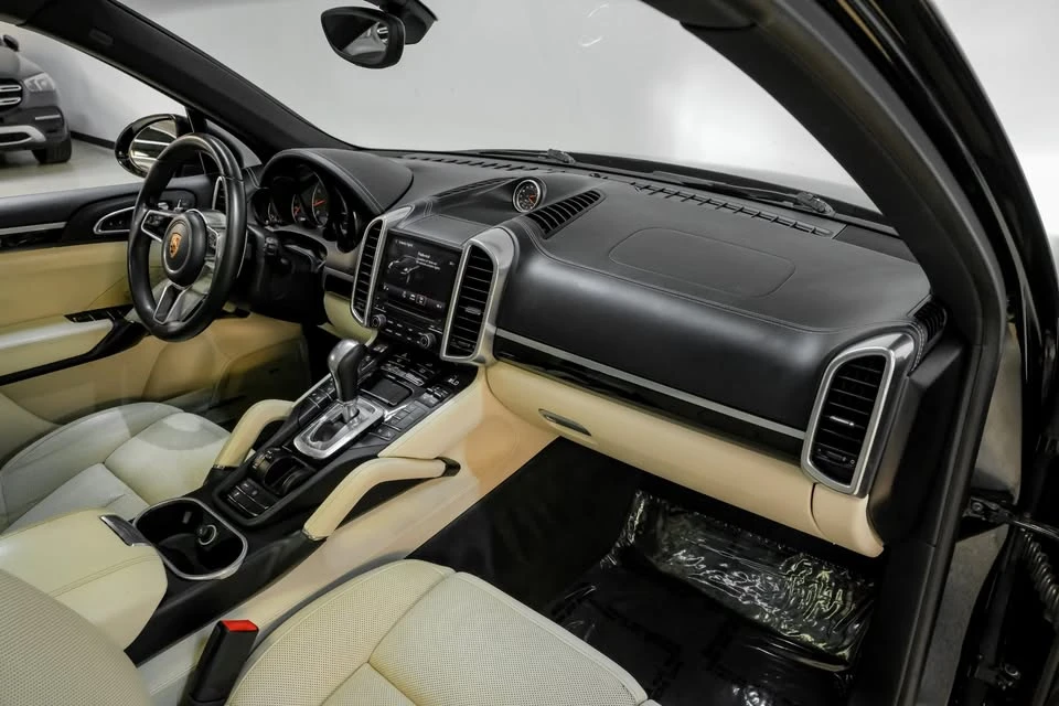 2018 Porsche 958 Cayenne - Image 18 of 19
