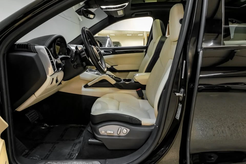2018 Porsche 958 Cayenne - Image 4 of 19