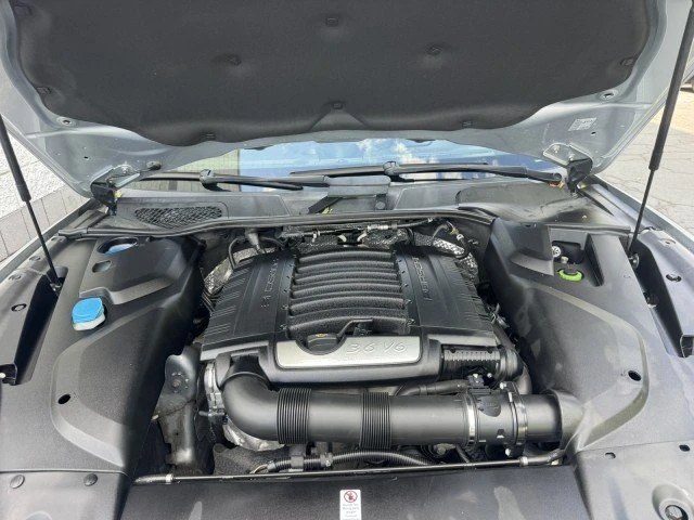 2018 Porsche 958 Cayenne - Image 5 of 20