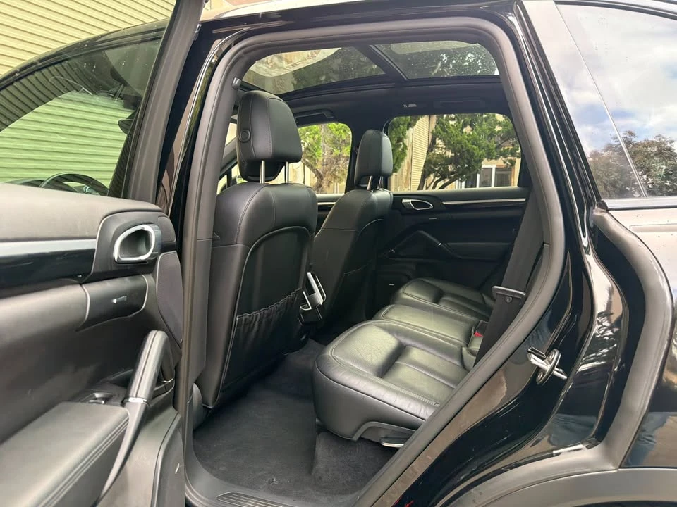 2018 Porsche 958 Cayenne - Image 10 of 20