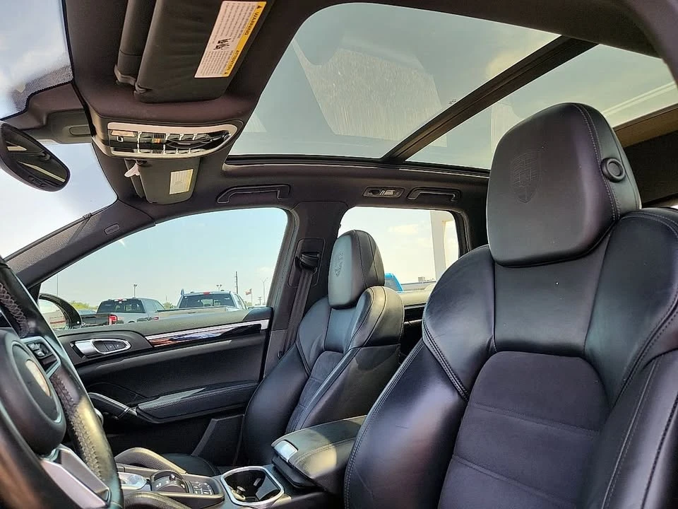 2018 Porsche 958 Cayenne - Image 7 of 12