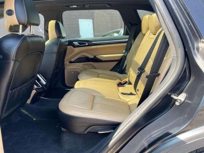 2018 Porsche 958 Cayenne - Image 6 of 9