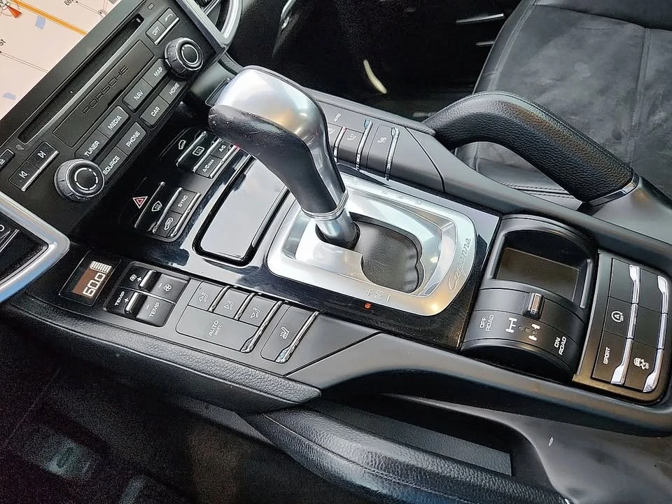 2018 Porsche 958 Cayenne - Image 12 of 12