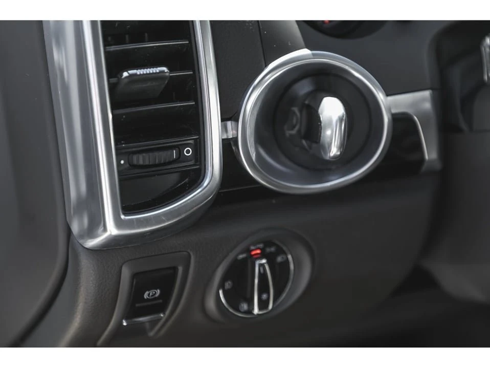 2018 Porsche 958 Cayenne - Image 19 of 20