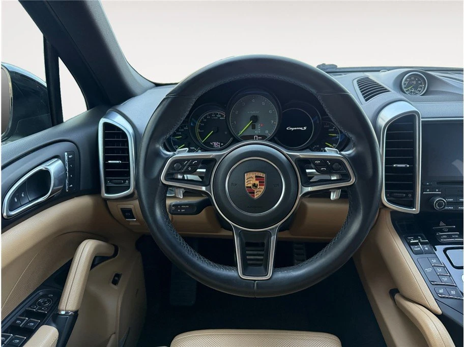 2018 Porsche 958 Cayenne - Image 12 of 20