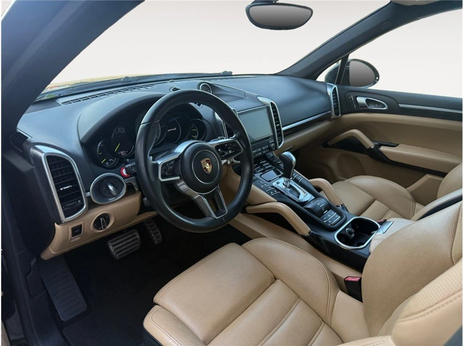 2018 Porsche 958 Cayenne - Image 10 of 20
