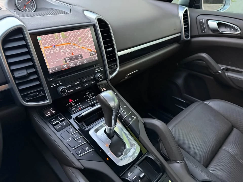 2018 Porsche 958 Cayenne - Image 15 of 18