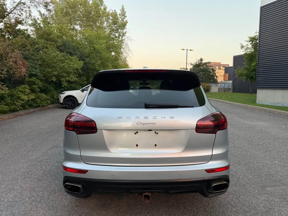 2018 Porsche 958 Cayenne - Image 8 of 18