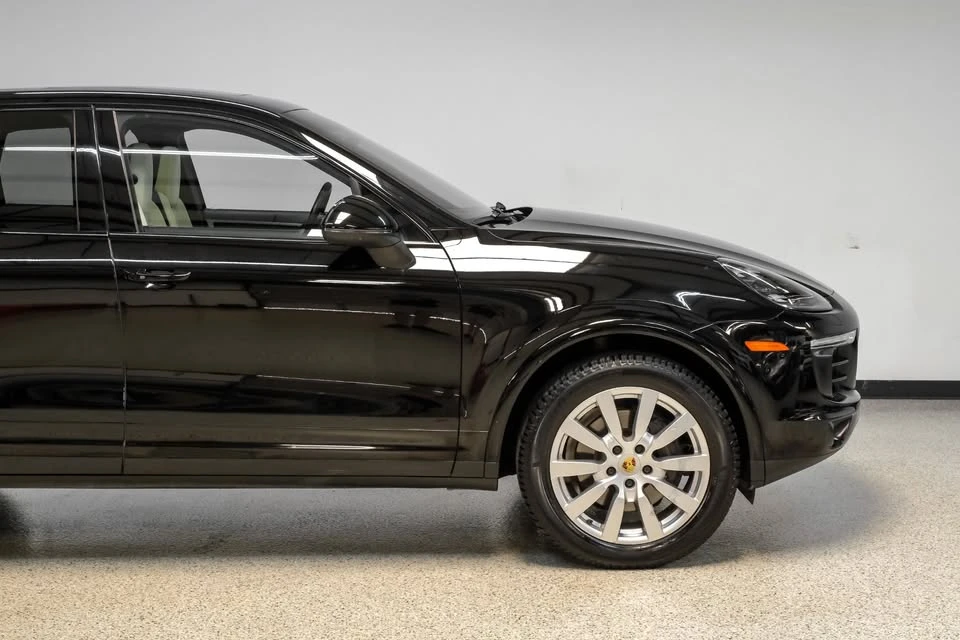 2018 Porsche 958 Cayenne - Image 17 of 19