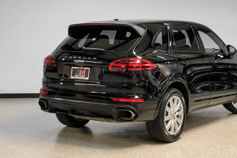 2018 Porsche 958 Cayenne - Image 11 of 19