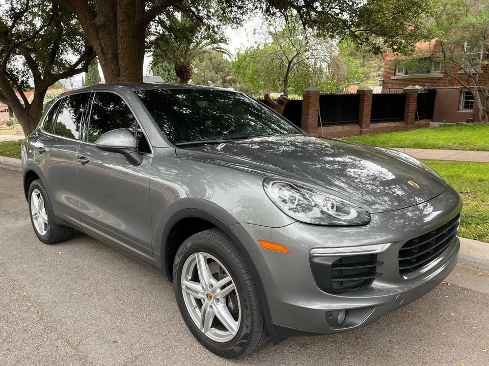2018 Porsche 958 Cayenne - Image 3 of 24