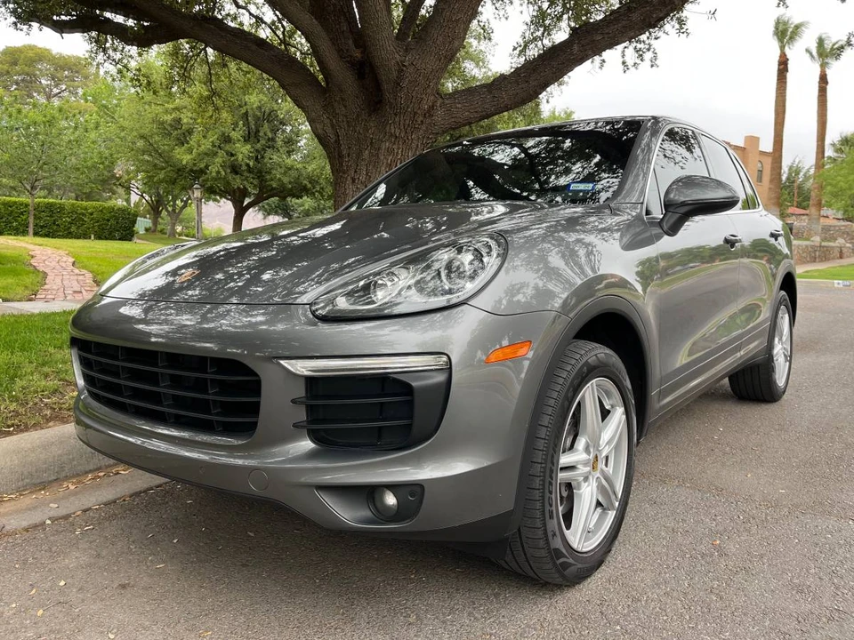 2018 Porsche 958 Cayenne - Image 11 of 24