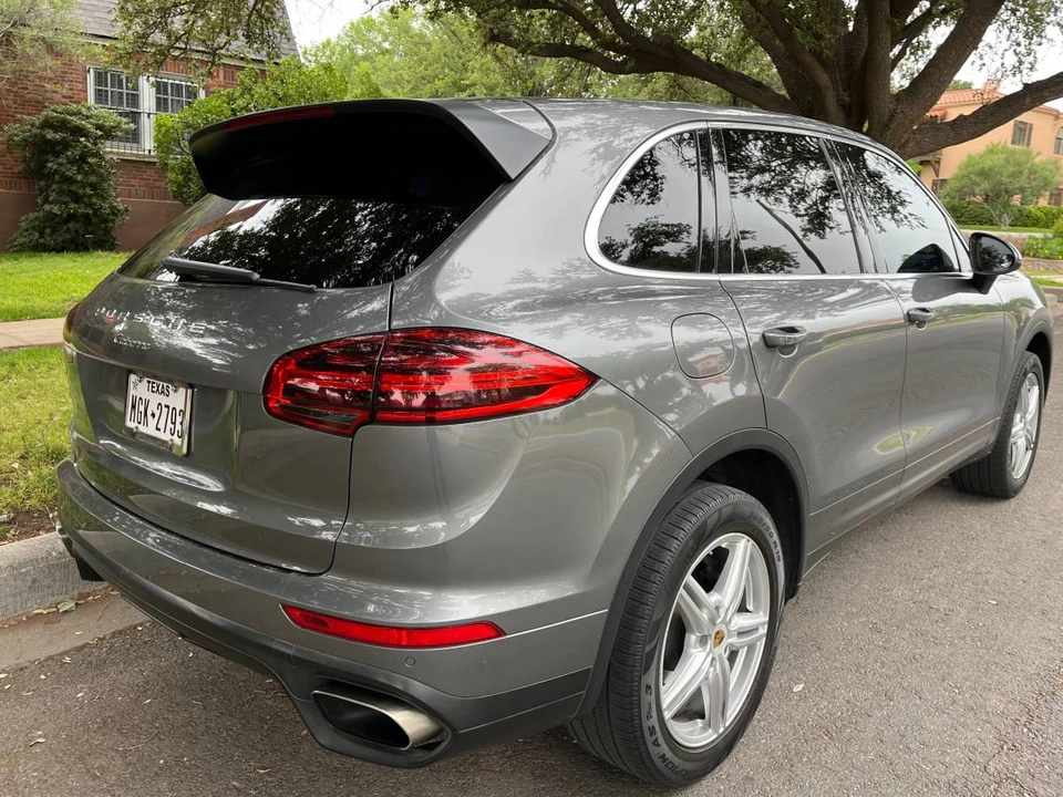 2018 Porsche 958 Cayenne - Image 7 of 24