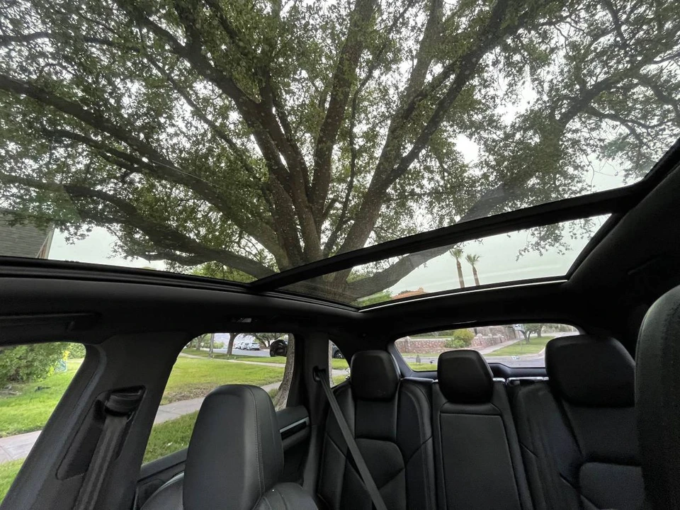 2018 Porsche 958 Cayenne - Image 11 of 24