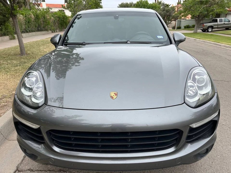 2018 Porsche 958 Cayenne - Image 2 of 24