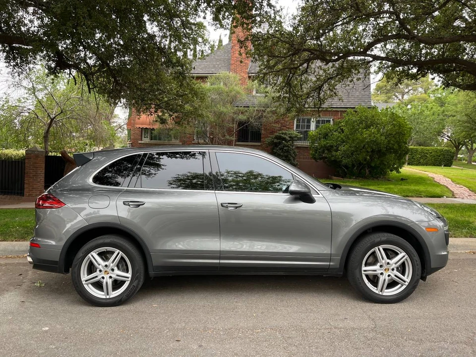 2018 Porsche 958 Cayenne - Image 6 of 24