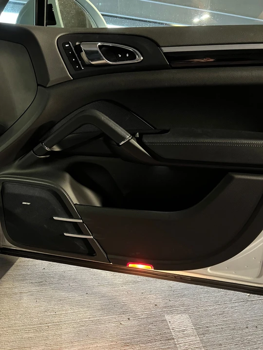 2018 Porsche 958 Cayenne - Image 5 of 15