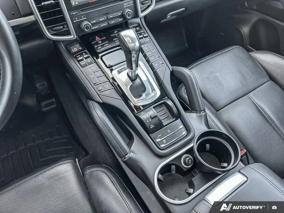 2018 Porsche 958 Cayenne - Image 17 of 19