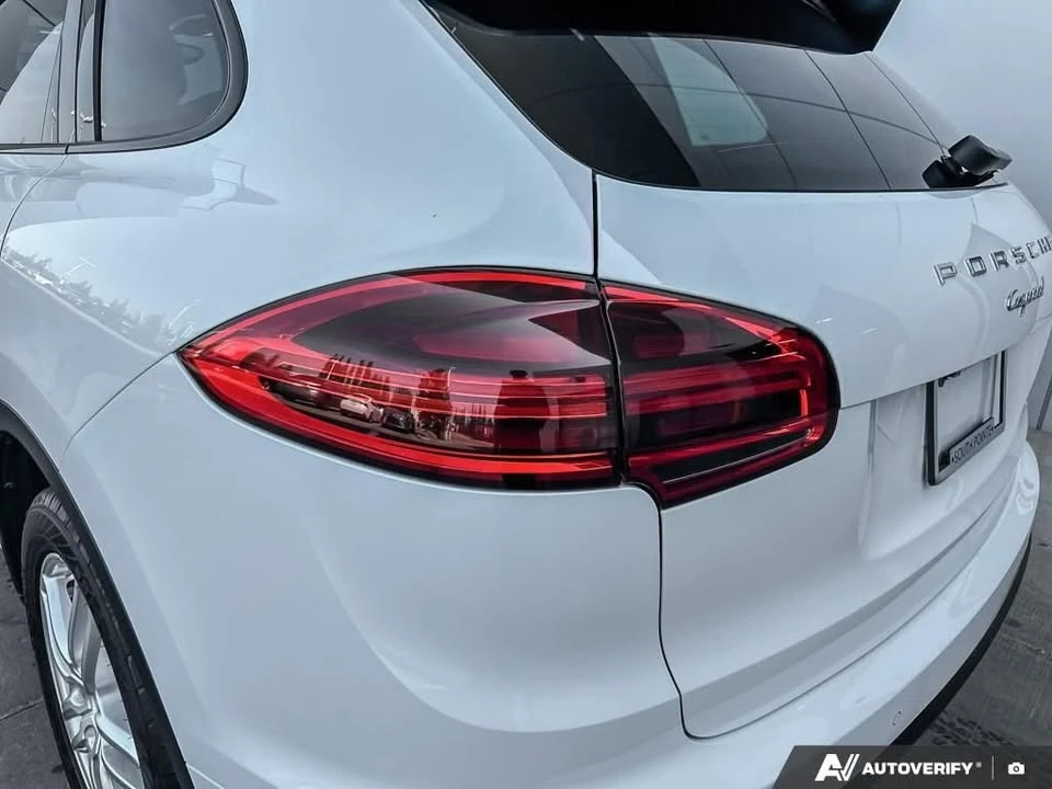2018 Porsche 958 Cayenne - Image 11 of 19