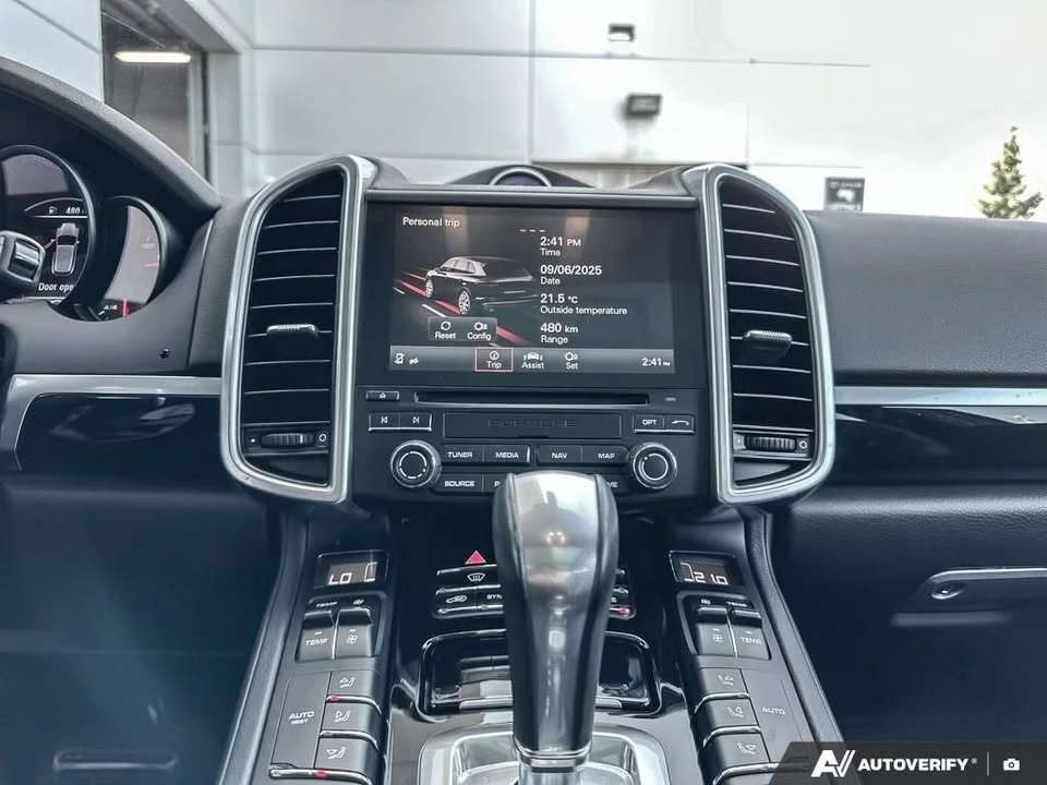 2018 Porsche 958 Cayenne - Image 18 of 19
