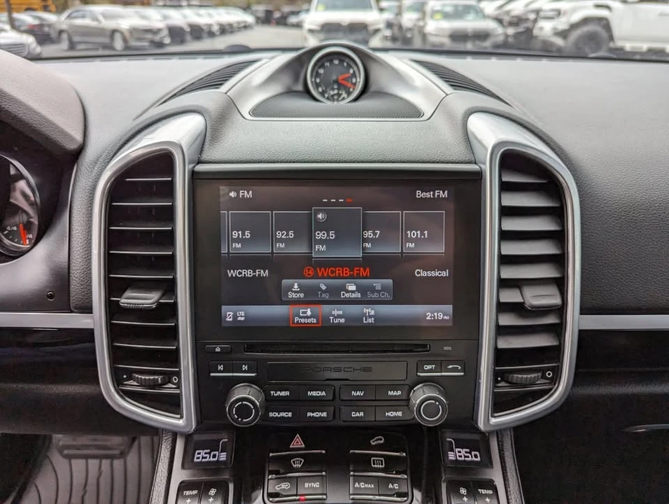 2018 Porsche 958 Cayenne - Image 13 of 20