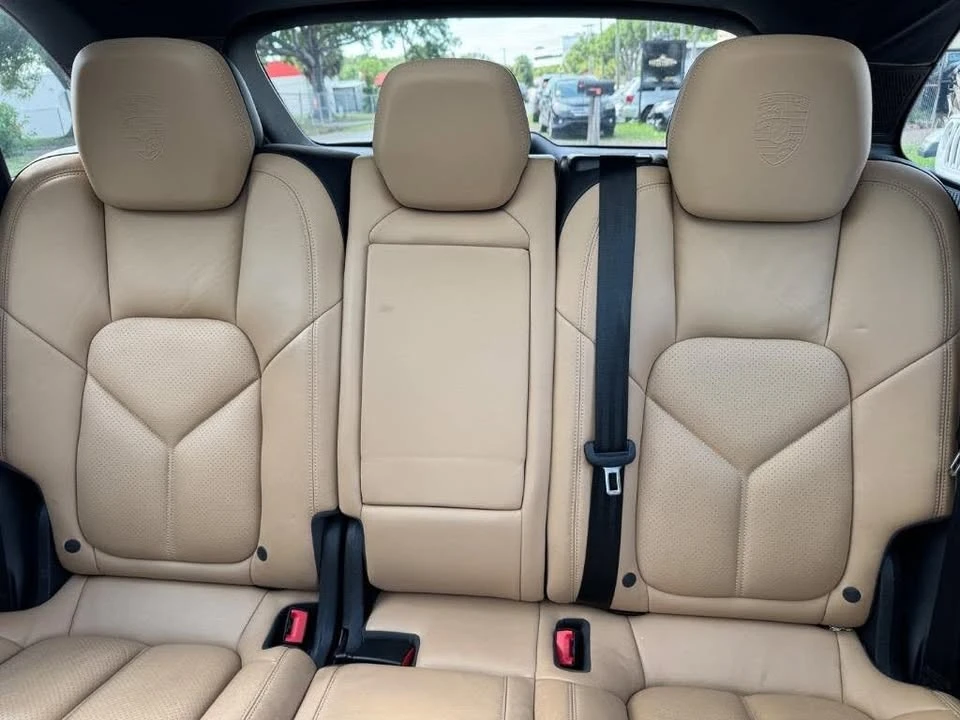 2018 Porsche 958 Cayenne - Image 18 of 20