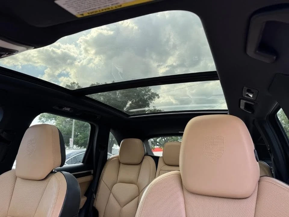 2018 Porsche 958 Cayenne - Image 17 of 20