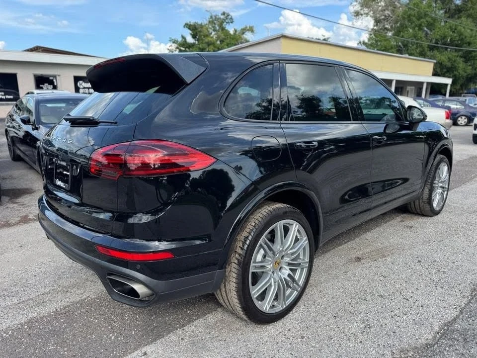 2018 Porsche 958 Cayenne - Image 8 of 20